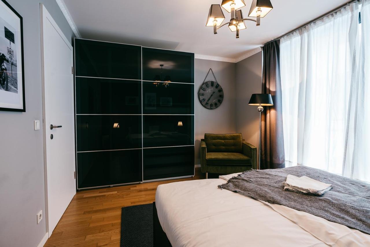 Luxury Downtown Appartement Mit Garage Грац Экстерьер фото