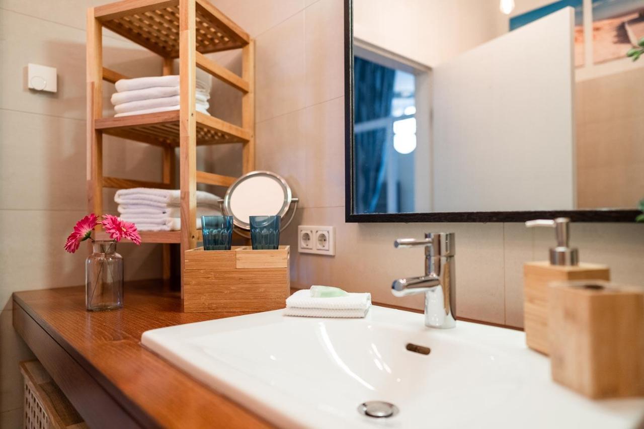 Luxury Downtown Appartement Mit Garage Грац Экстерьер фото