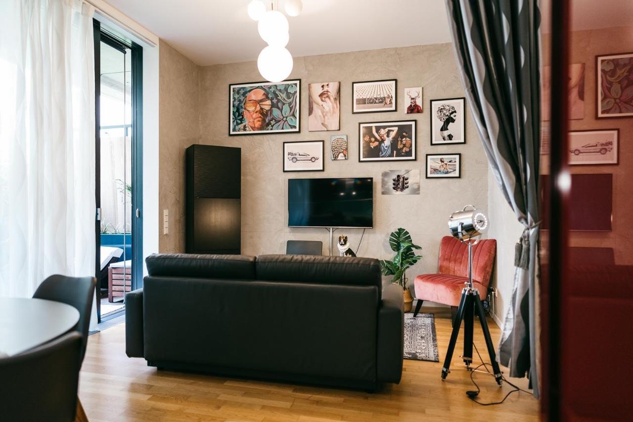 Luxury Downtown Appartement Mit Garage Грац Экстерьер фото